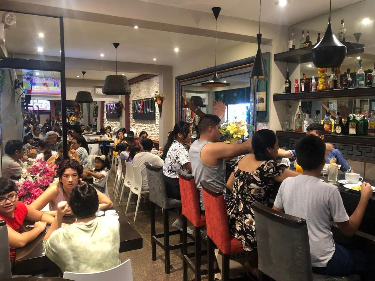 Rizzo Plaza Hotel Tumbes Bagian luar foto